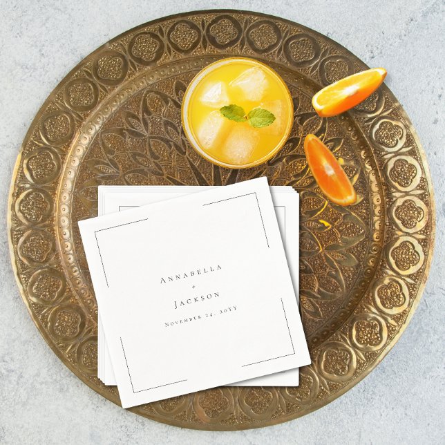 Serviette En Papier Typographie minimale Mariage noir et blanc (Minimal Typography Black & White Wedding Napkins)