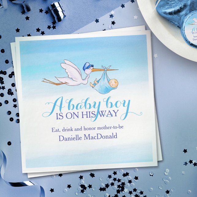 Serviette En Papier Un petit garçon est en route pour les serviettes b (Créateur téléchargé)