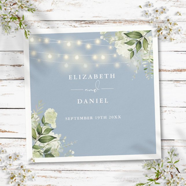 Serviette En Papier Verdure Floral String Lumières Dusty Blue Mariage (Greenery Floral String Lights Dusty Blue Wedding Napkins)