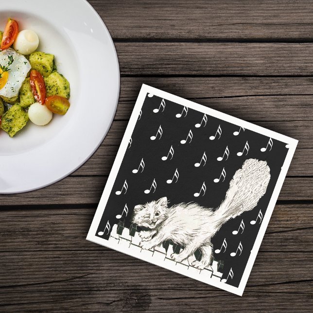 Serviette En Papier White Cat on Piano Keys Music Notes (White winking cat walking on piano keys music notes on black and white paper party napkins.)