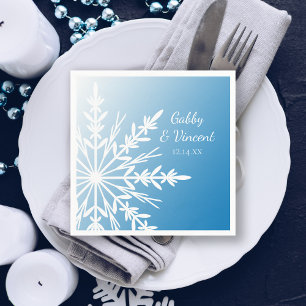 Serviette En Papier White Snowflake on Blue Winter Wedding