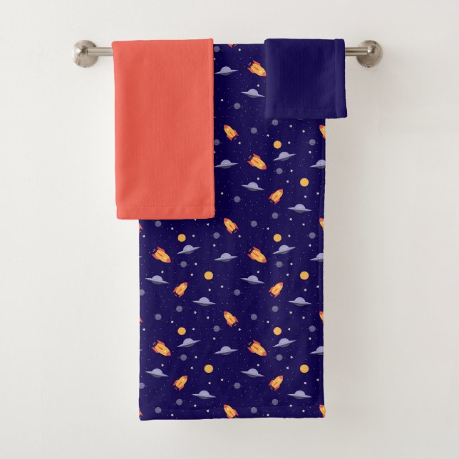 Serviette motif planètes étoiles bleu orange (En situation)