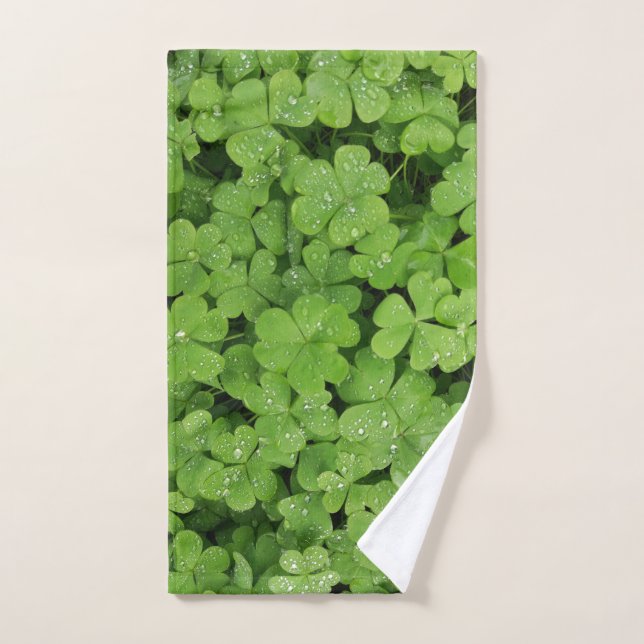 Serviette naturelle de trèfle shamrock vert (Serviette à main)