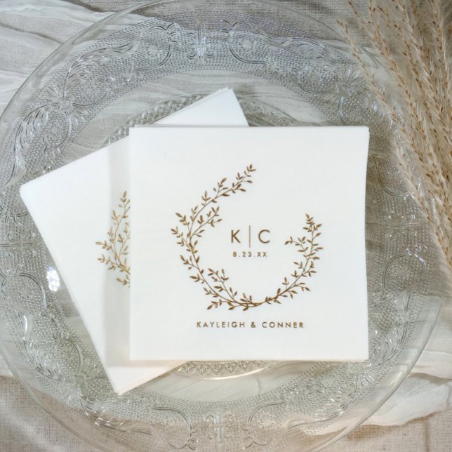 Serviettes Avec Dorure Elegant Initials Botanical Gold Classy Wedding (Personalized wedding napkins - foil stamped with monogram and names in gold, silver or rose gold.)
