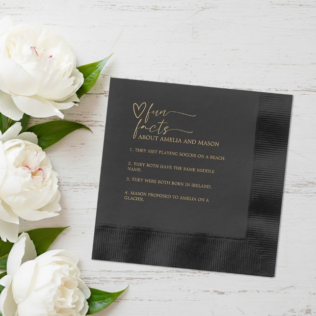 Serviettes Avec Dorure Gold and Black Script Calligraphy Wedding Fun Fact (Gold and Black Script Calligraphy Wedding Fun Fact Foil Napkins)