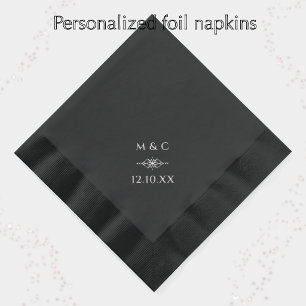 Serviettes Avec Dorure Mariage Élégant Diamant Monogramme & Date Couple
