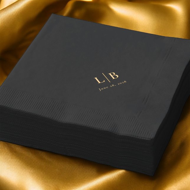 Serviettes Avec Dorure Simple minimal Élégant Mariage des initiales de mo (Elegant gold foil stamped wedding napkins.)