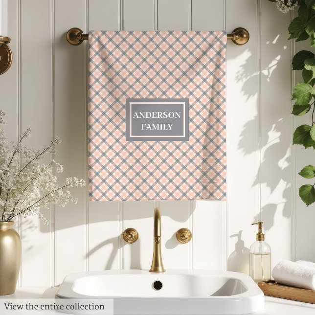 Serviettes Corail Gris Moderne Idée Cadeau Classiq (Modern Coral Grey Towels Classic Family Gift Idea)