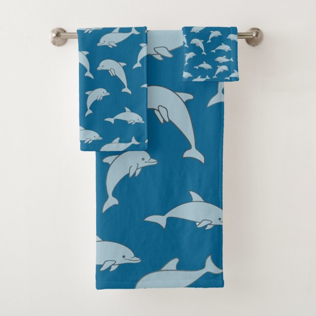 Serviettes de bain à motif de dauphins joueurs (En situation)