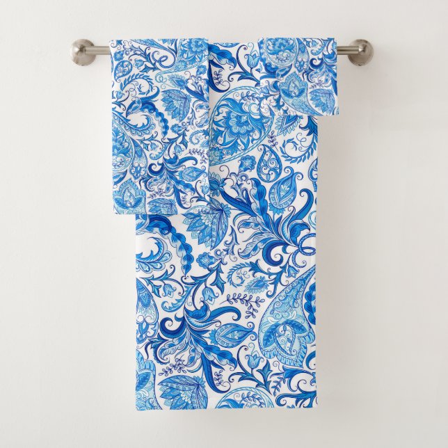 Serviettes De Bain Aux Fleurs Bleues (En situation)