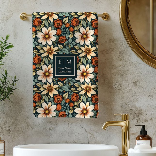 Serviettes de bain en terre cuite de sauge à flora (Lovely Fall Bloom Sage Terracotta Name Bath Towel)