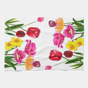 Serviettes de cuisine aux tulipes fraîchement cuei