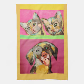 Serviettes de cuisine avec les chats et le chien