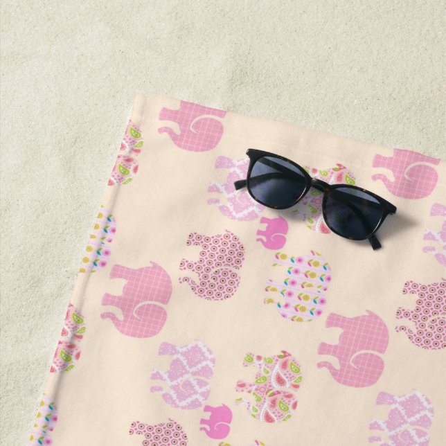 Serviettes de plage personnalisées Baby Girl Eleph (En situation)
