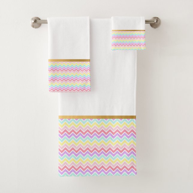 SERVIETTES DE SALLE DE BAINS EN OR PASTEL ROSE CHE (En situation)