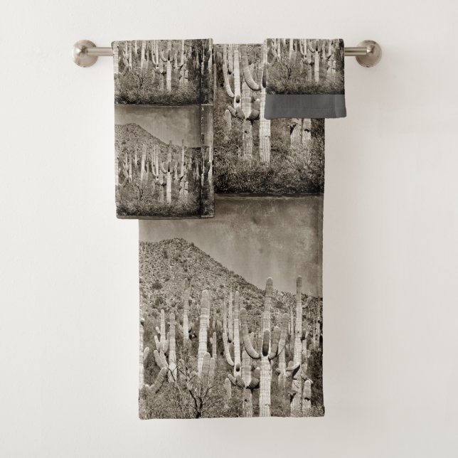 Serviettes vintages de salle de bains de Saguaro (En situation)