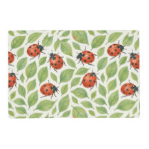 Feuilles et coccinelles
