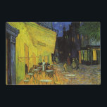 Set De Table Van Gogh; Café Terrasse en soirée<br><div class="desc">Cafe Terrace sur la Place du Forum par Vincent van Gogh est une peinture architecturale de post impressionnisme d'art vintage offrant une vue extérieure sur un restaurant avec tables,  chaises,  serveurs,  personnes et étoiles dans le ciel nocturne.</div>