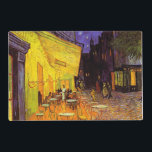 Set De Table Vincent Van Gogh Café Terrasse Au Night Fine Art<br><div class="desc">Vincent Van Gogh Cafe Terrace At Night Fine Art Vincent Willem van Gogh est un peintre postimpressionniste hollandais dont l'oeuvre, remarquable par sa beauté rugueuse, son honnêteté émotionnelle et sa couleur audacieuse, a eu une influence considérable sur l'art du XXe siècle. Il produit des portraits, des autoportraits, des paysages et...</div>