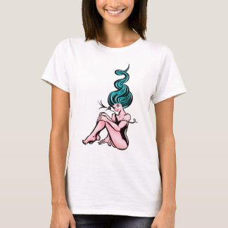Sexy Pin-up Girl Avec T-Shirt De Cheveux Bleu