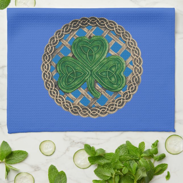 Shamrock bleu sur Celtic Knots Serviette de cuisin (Plié)
