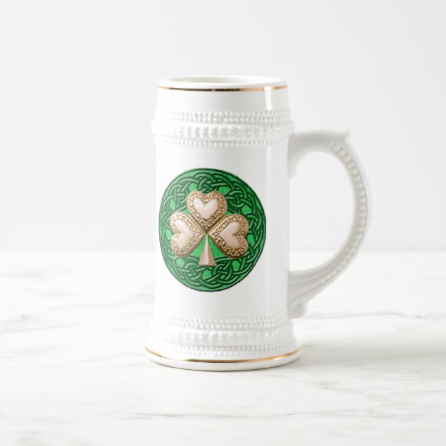 Shamrock d'or sur la Mug de noeuds celtiques (Droite)
