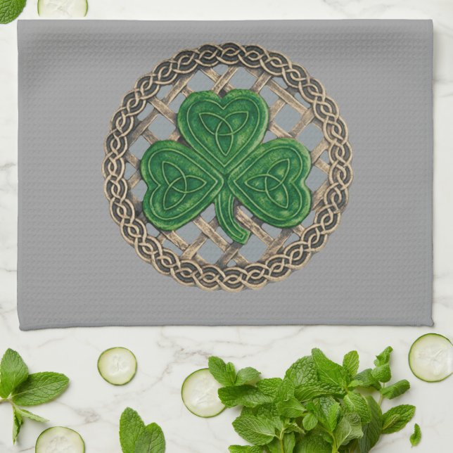 Shamrock gris sur Celtic Knots Serviette de cuisin (Plié)