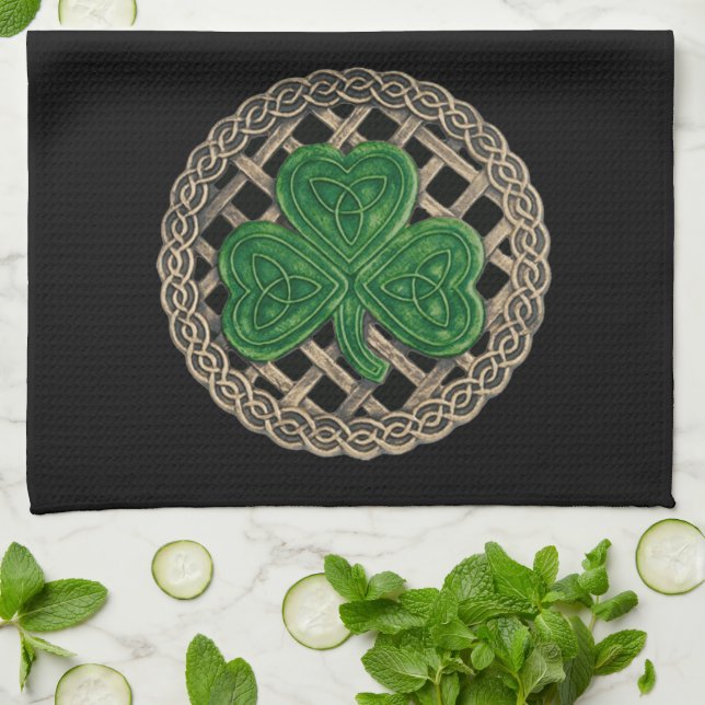 Shamrock noir sur Celtic Knots Serviette de cuisin (Plié)