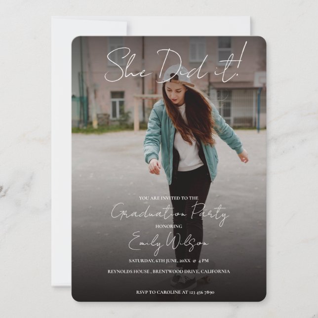 She Did It Modern Photo Graduation Party Invite (Devant)
