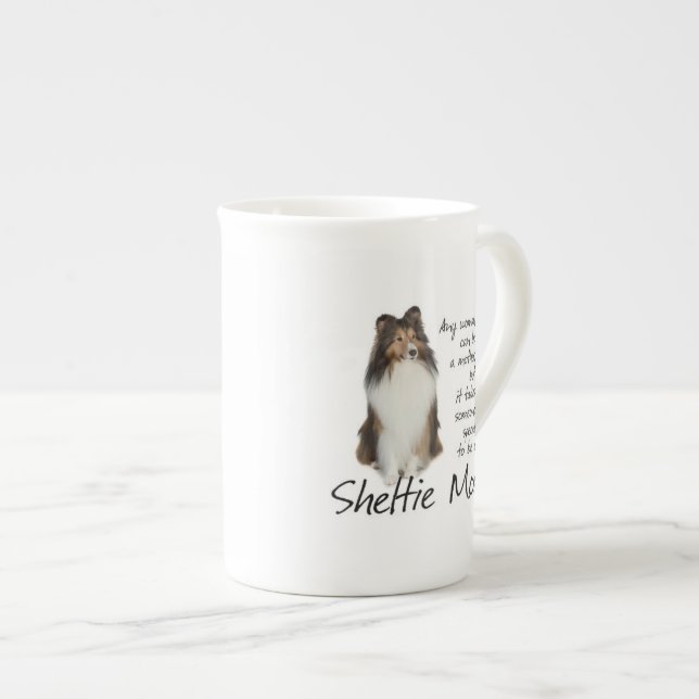 Sheltie Mom Bone China Mug (Devant droit)