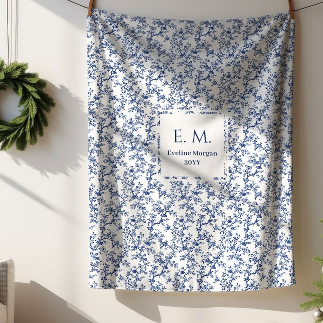 Sherpa Couverture Douillette Fleurs Toile de Jouy Bleu Po (Custom Name Dusty Blue Toile Floral Cozy Blanket)