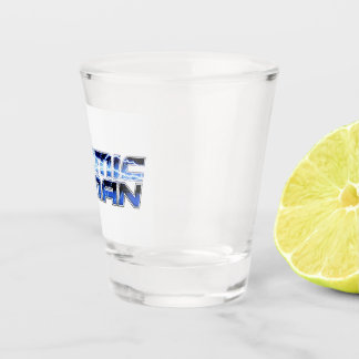 Shot L'Homme Atomique a tiré du verre
