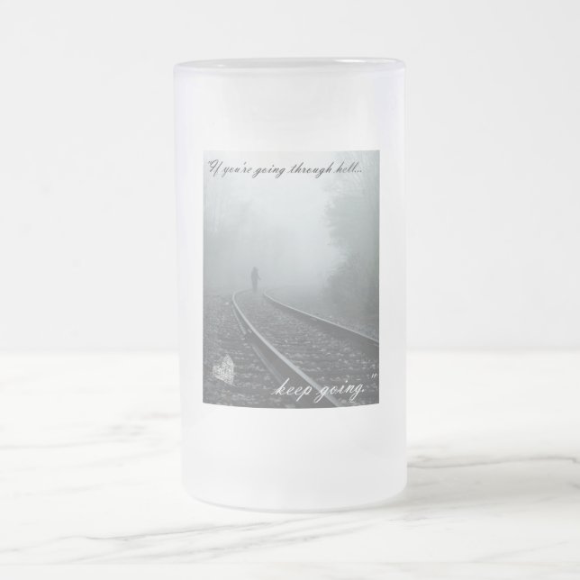 Si vous passez par l'enfer gardez la tasse allante (Centre)