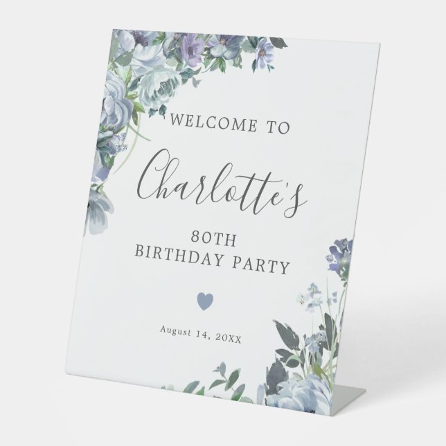 Signe De Table 80e anniversaire Dusty Blue Floral Bienvenue (Recto)