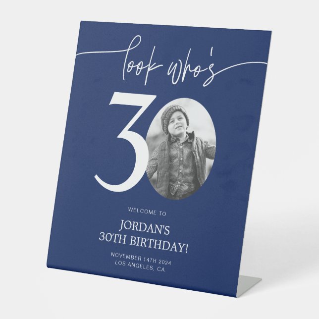 Signe De Table Affiche de bienvenue Blue 30th Birthday | Regardez (Recto)