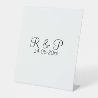 Signe De Table Ajouter monogramme du nom du couple ajouter date a
