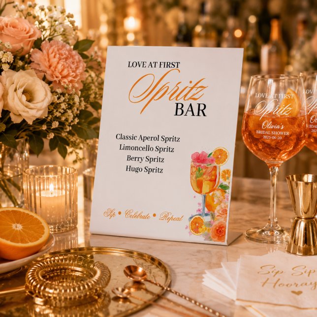 Signe De Table Amour au premier Spritz Bar de Mariage (Love at First Spritz Bridal Shower Bar Pedestal Sign)