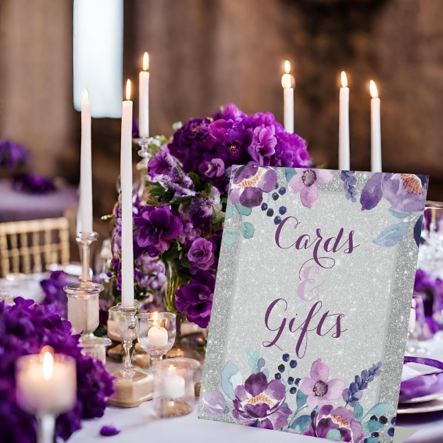 Signe De Table Aquarelle violette Floral et Mariage Parties scint (Angled view romantic plum lilac spring wedding violet luxury botanical chic Cards & Gifts Sign
)