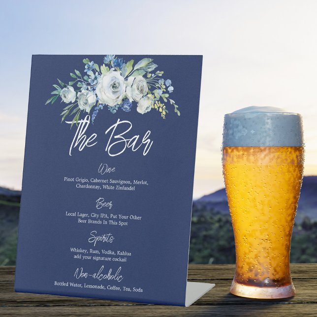 Signe De Table Bar de mariage moderne Floral bleu marine Menu (Créateur téléchargé)
