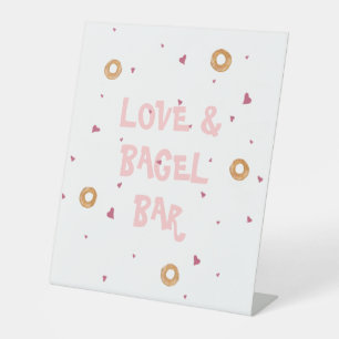 Signe De Table "BARRE D'AMOUR ET DE BAGEL" Coeurs et bagages bl