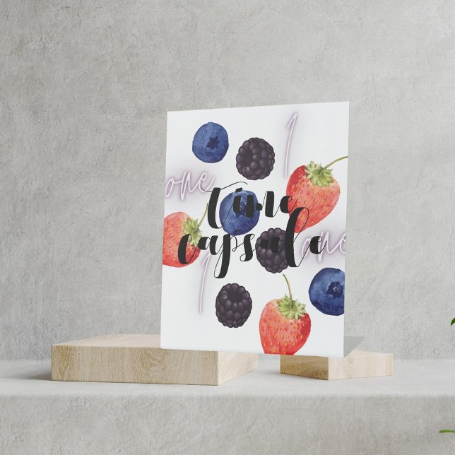 Signe De Table Berry Premier anniversaire | Capsule de temps mixt (Créateur téléchargé)
