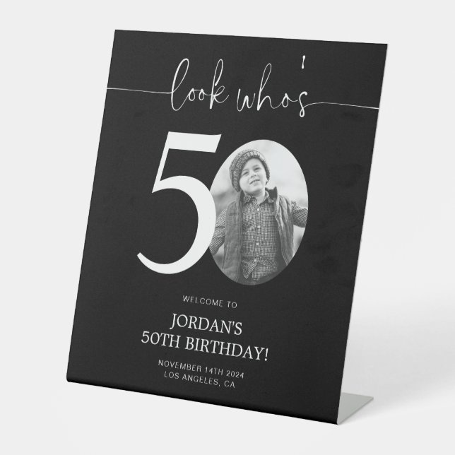 Signe De Table Black 50th Birthday Affiche de bienvenue | Regarde (Recto)