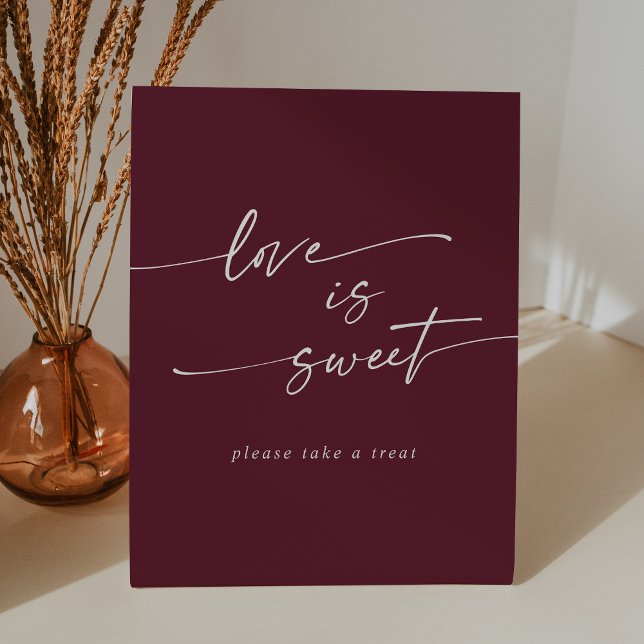 Signe De Table Boho Chic Bourgogne Rouge L'amour est Mariage (Boho Chic Burgundy Red Love Is Sweet Wedding Pedestal Sign)