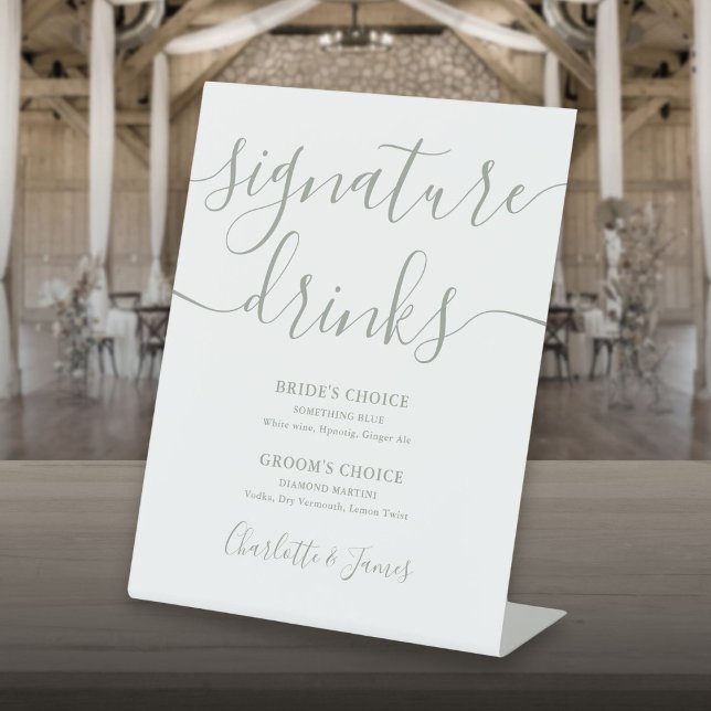 Signe De Table Boissons de signature de mariage de script de vert (Sage Green Script Wedding Signature Drinks Pedesta Pedestal Sign)
