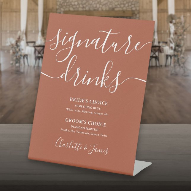 Signe De Table Boissons de signature de mariage de script moderne (Terracotta Modern Script Wedding Signature Drinks Pedestal Sign)