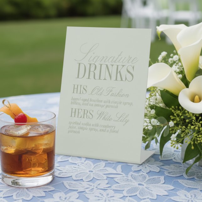 Signe De Table Boissons de signature de mariage vert sauge modern (Modern Sage Green Signature Drinks Wedding Pedestal Sign)