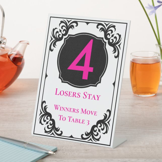 Signe De Table Bunco Elegant Pink Head Numéro de table Quatre (In SItu)