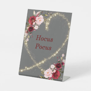 Signe De Table burgundy floral & glitter heart, 10.2 cm x 15.2 cm