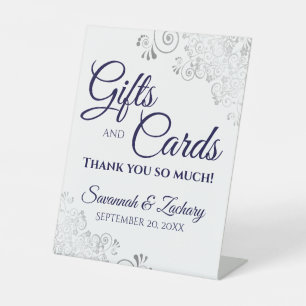 Signe De Table Cadeaux et cartes de mariage Lacy Silver Navy sur 