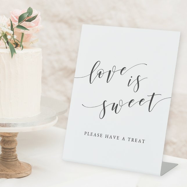 Signe De Table Calligraphie moderne Love is Sweet Table de mariag (Créateur téléchargé)